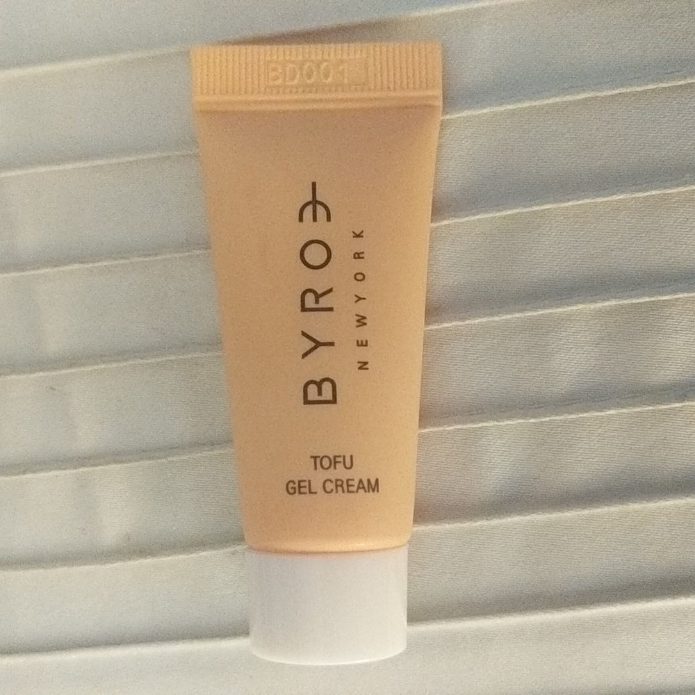 NWT Face Moisturizer